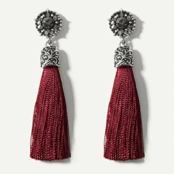 🆕Rhinestone Engraved Burgundy Tassel Drop Earrings🆕 - Picture 2 of 4